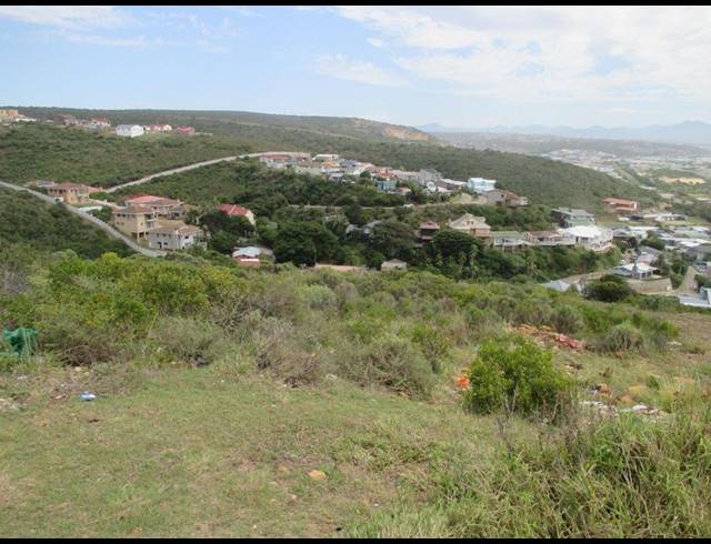 LAND FOR SALE IN MOSSEL BAY EXT 26
